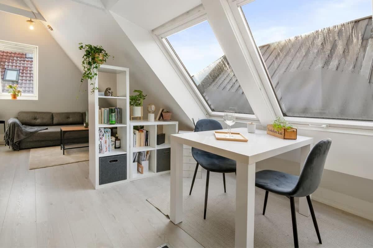 Dinbnb Apartments Bryggen Берген Экстерьер фото